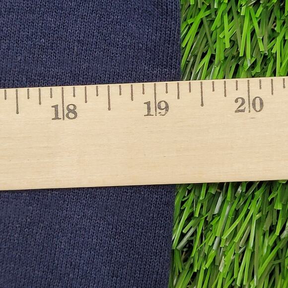 Vintage Lourdes Athletics Sweatshirt Women Medium 19x22 Crop - Picture 5 of 13